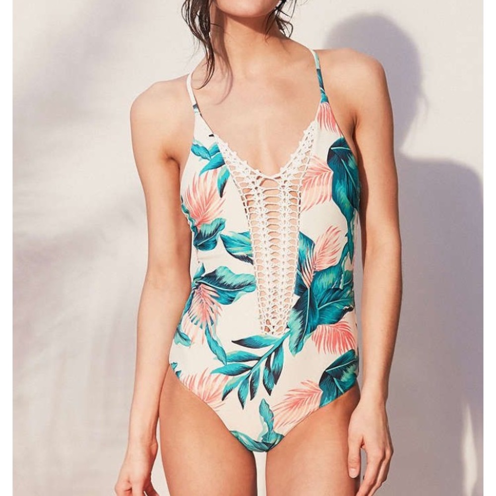 Billabong one piece RARE urban outfitter special